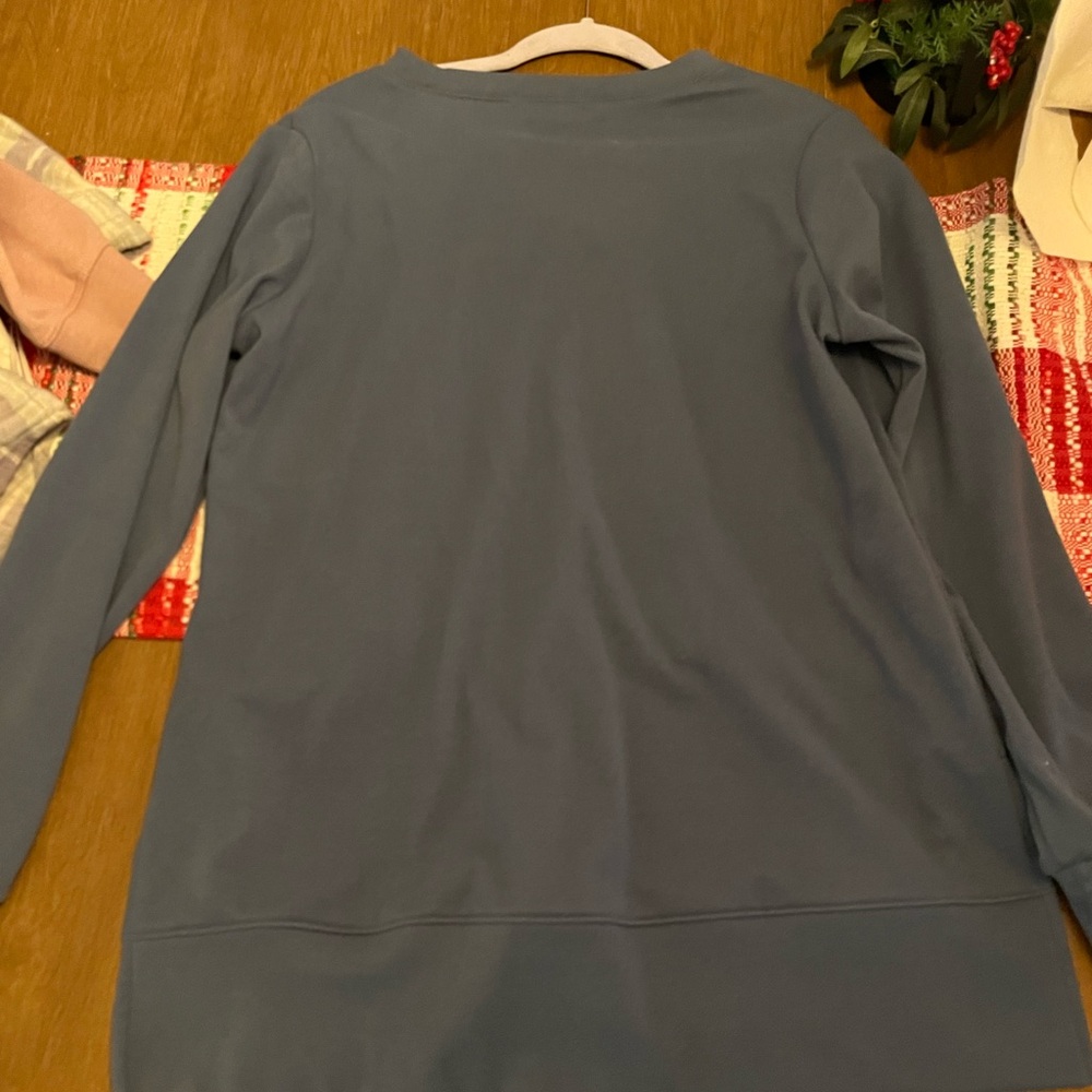 Women's Blue Long Sleeve Top- SHIPPING PRICE NOT INCLUDED